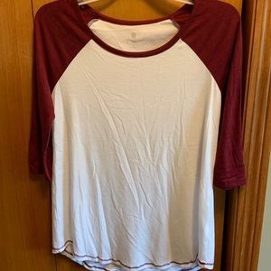 Baseball tee